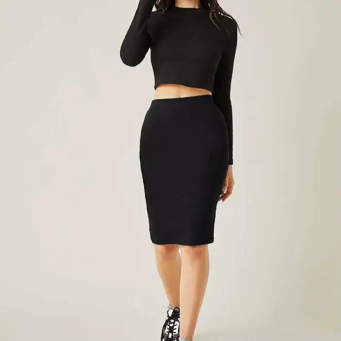 Jupe crayon mi-longue noire taille haute extensible pour femme, idéale pour un usage quotidien décon