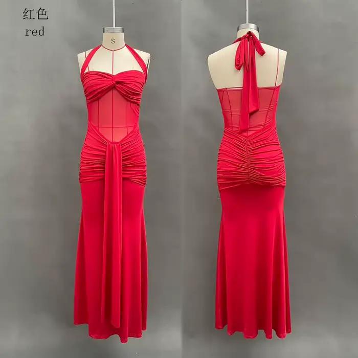 Robe de soirée bordeaux élégante pour femme, style licou, froncée, longue, sans manches, avec fente 