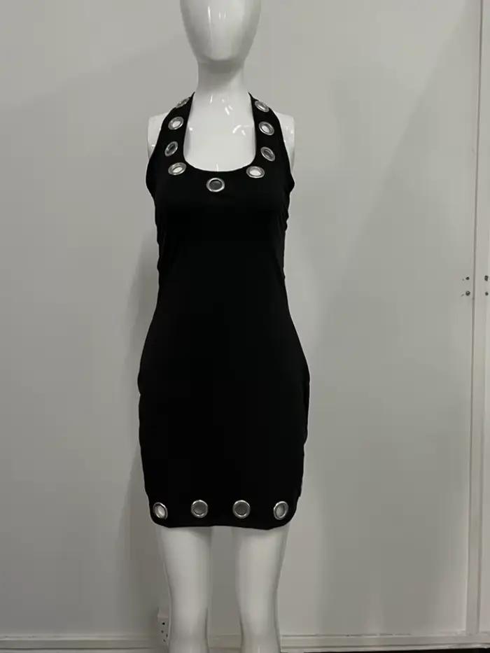 Mini-jupe moulante unie avec anneau décoratif métallique, style sexy et tendance, design simple au n