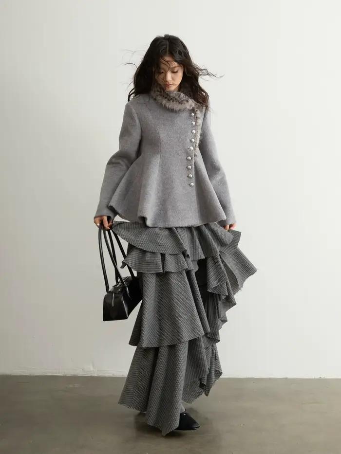 Jupe longue asymétrique à volants rayée grise Lautaro Printemps Automne pour femme – Élégante, chic,
