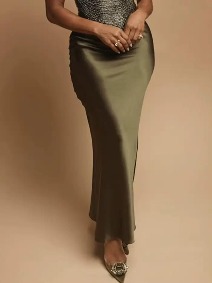 Ensemble élégant BKQU : Crop Top à pampilles et jupe sirène en satin, gilet sans manches à col monta