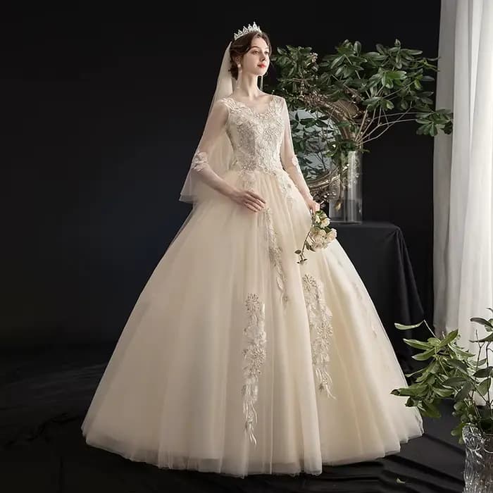 Robe de mariée personnalisée à manches longues 2026, style robe de bal, avec appliques en dentelle e