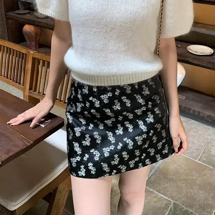 Jupe courte en Jacquard taille haute, coupe trapèze, moulante aux hanches, Style automne