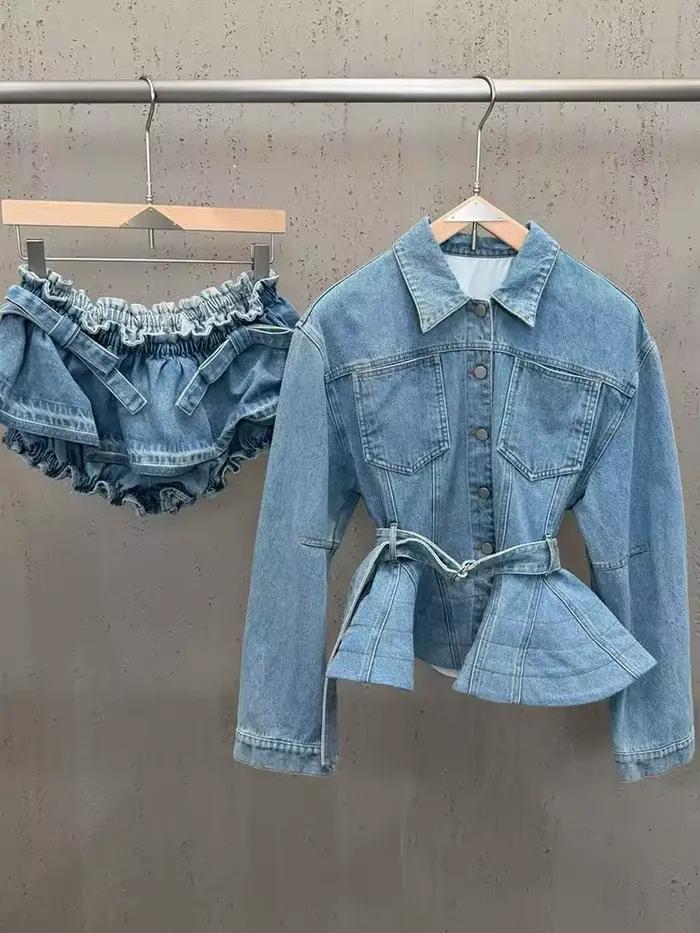 Ensemble deux pièces en jean pour femme : veste sexy à manches longues avec ceinture et short à nœud