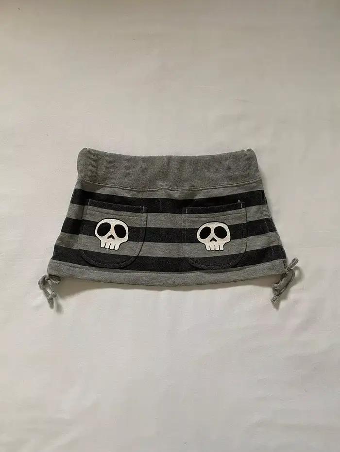 Jupe Courte Gothique Y2K à Rayures Style Rétro Américain Années 2000 pour Femme – Imprimé Crâne Goth