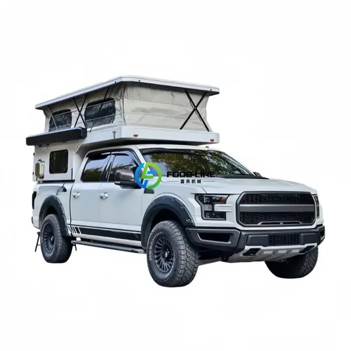 Remorque de camping tout-terrain 4x4 mobile moderne, véhicule de tourisme de luxe de haute qualité p