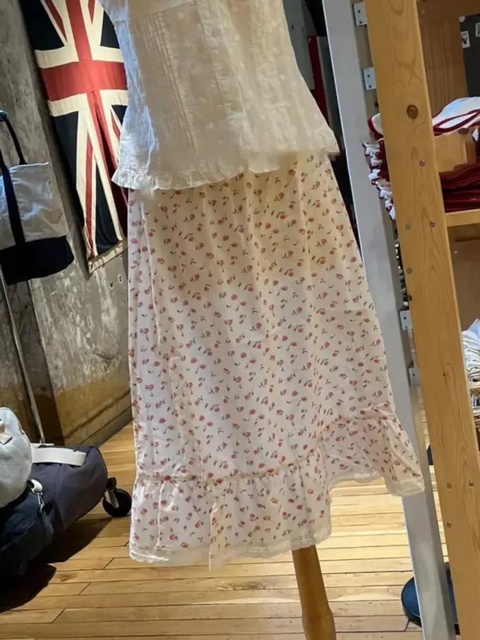 Jupe trapèze taille haute à motif floral rouge pour femme, style décontracté et élégant, streetwear 