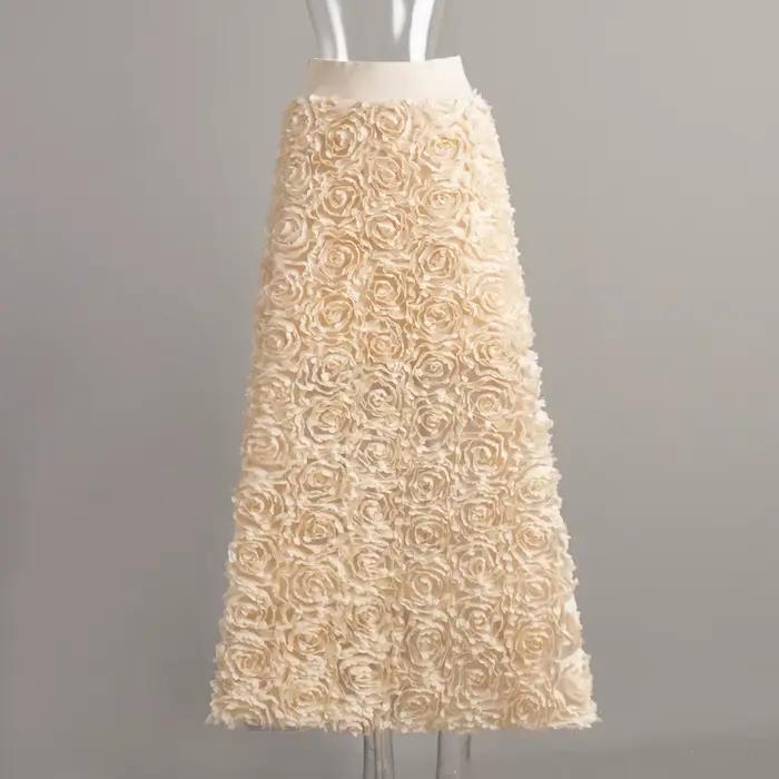 Jupe de soirée de luxe légère pour femme, coupe couvertes, pétales brodés, fente latérale, design dé