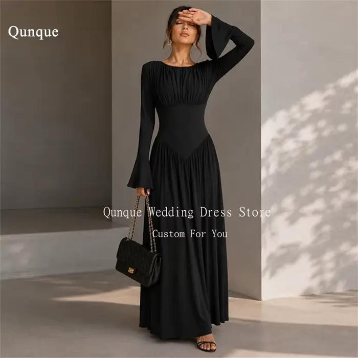 Qunque Robes de Soirée Noires Modestes pour Femmes en Chiffon Noir Col Rond Manches Longues Coupe A-