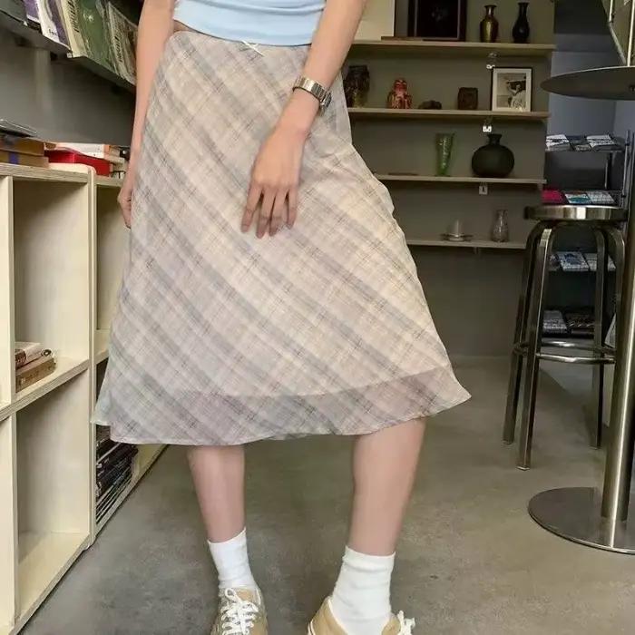 Mini-jupe à carreaux gothique pour femmes
