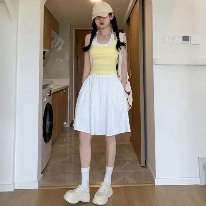 Jupe mini trapèze kaki pour femme