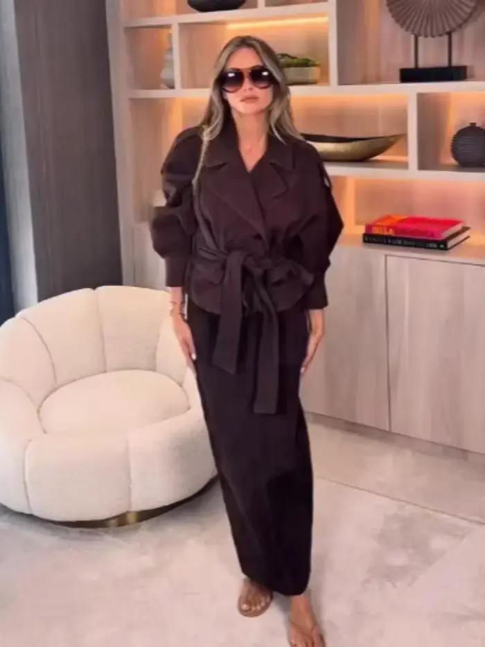 Costume deux pièces en daim pour femmes