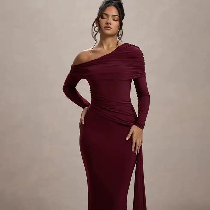 Robe pour femme de style européen et américain, à col asymétrique, manches longues, élégante, sexy, moulante, plissée, taille haute, streetwear.