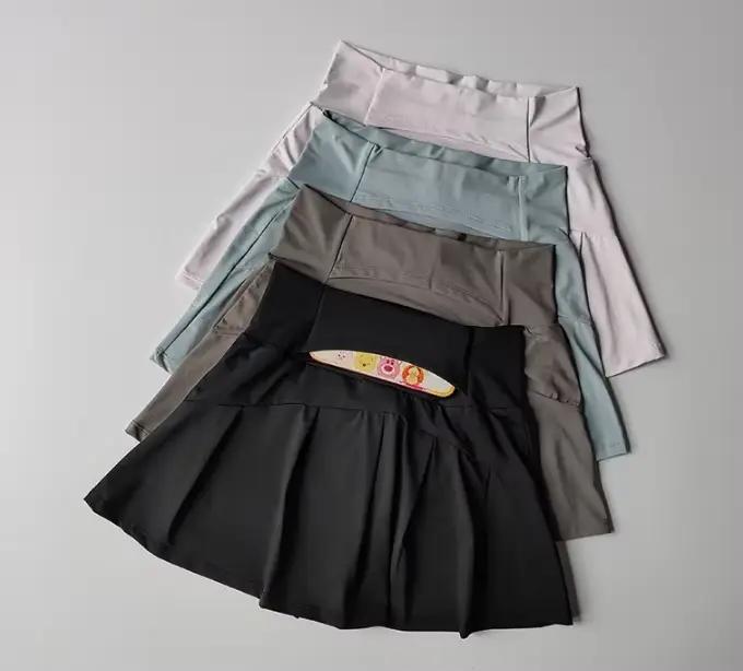 Jupe courte de sport taille haute