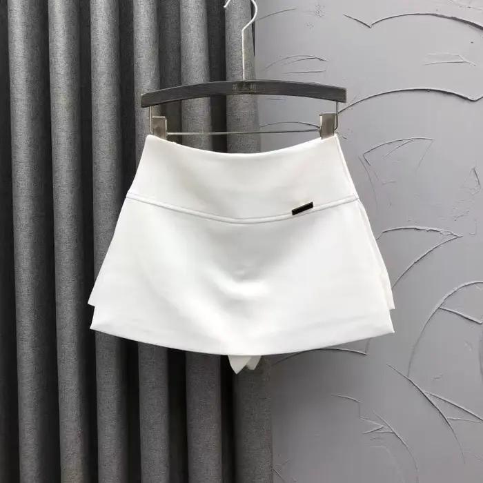 Jupe trapèze blanche simple