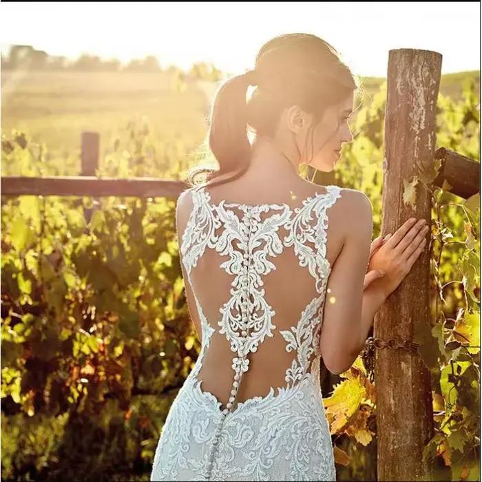 Robe de mariée sirène sexy à col en V et fines bretelles, style français amincissant et élégant, avec effet de transparence, personnalisable