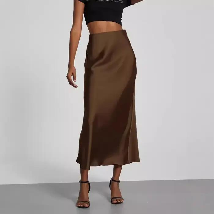 Jupe mi-longue élégante et à la mode pour femmes