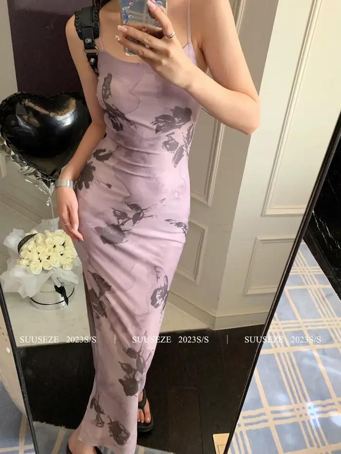 Jupe à bretelles florale violette pour femmes