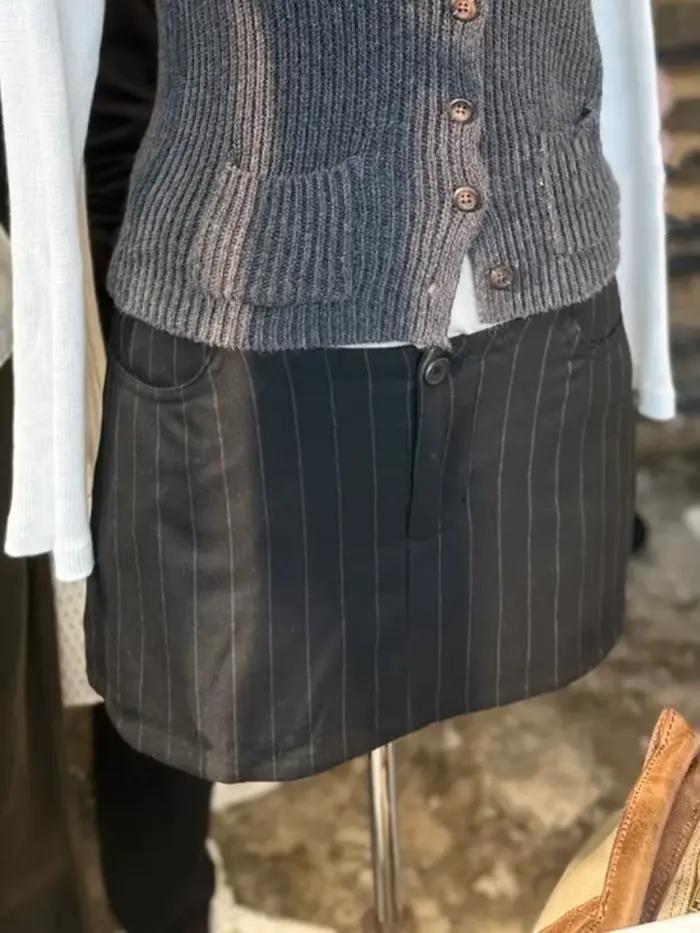 Mini-jupes rayées taille basse pour femme
