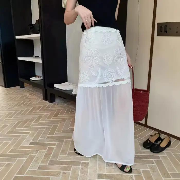 Jupe longue en maille et dentelle pour femme