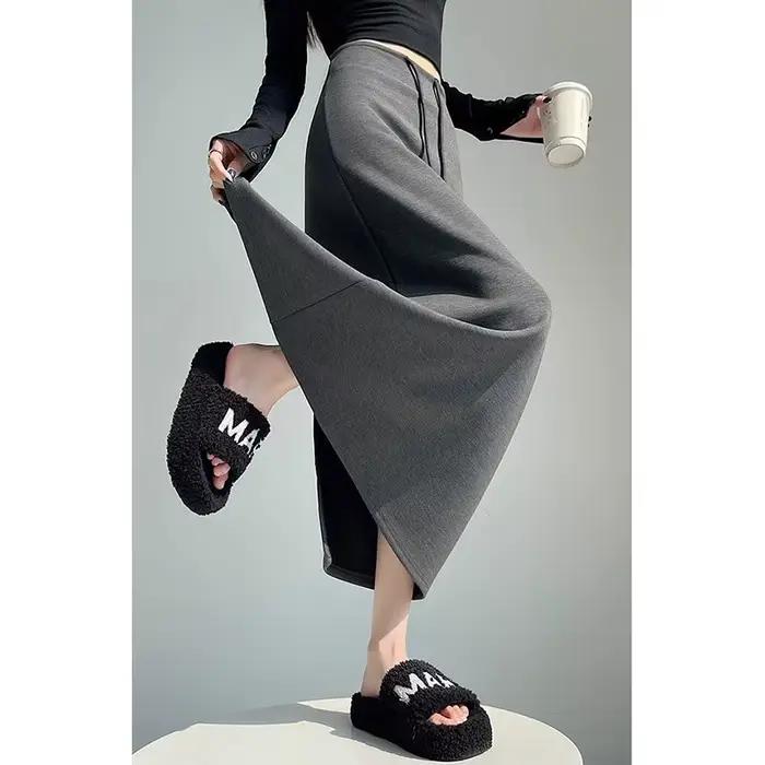Jupes mi-longues classiques pour femmes