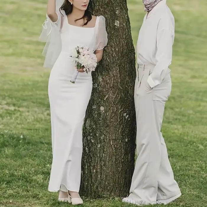 Robe de mariée simple en satin vintage