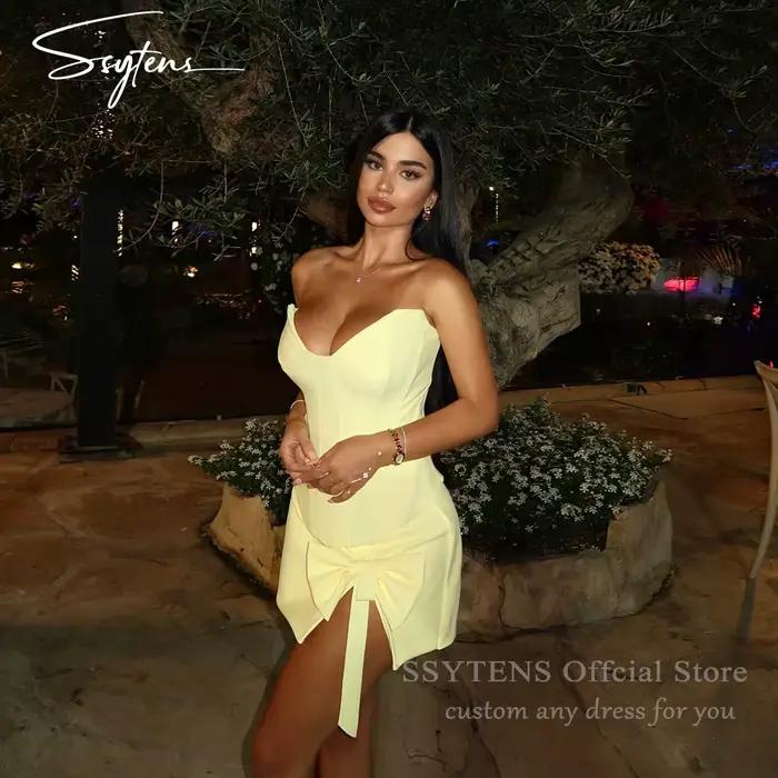 Robe de soirée jaune SSYTENS avec décolleté audacieux et détails délicats pour soirées officielles et cérémonies spéciales
