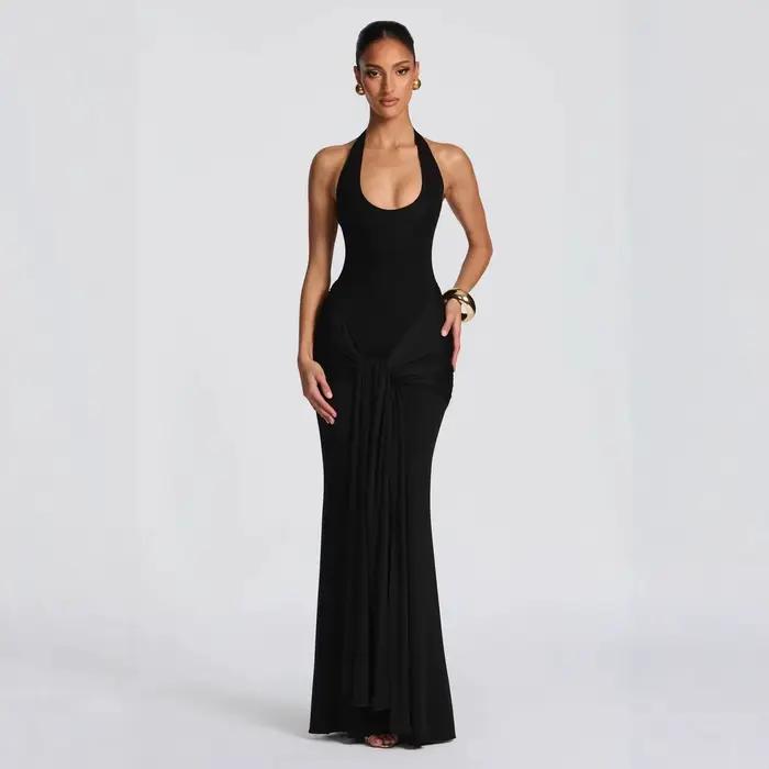 Robe longue élégante à col en U et ceinture