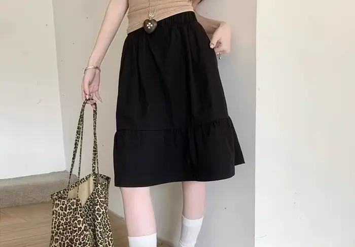 Jupe courte noire de poche pour femme