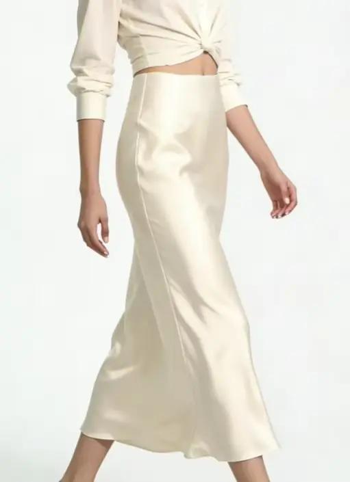 Jupe longue en satin pour femme