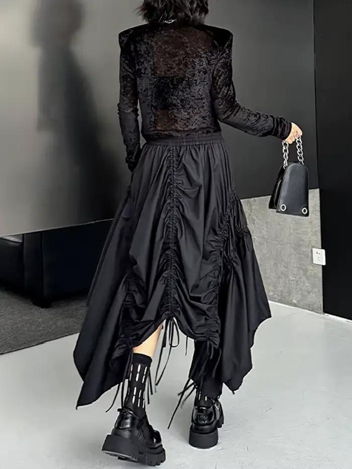 [EAM] taille haute élastique noir ourlet irrégulier cordon demi-corps jupe femmes mode marée nouveau printemps automne 2026 1DJ0643