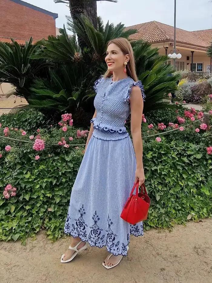 Jupe élégante bleue à carreaux pour femme