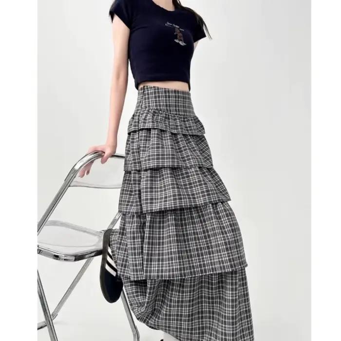 Jupe à carreaux noire pour femme
