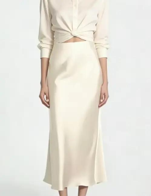 Jupe longue en satin pour femme