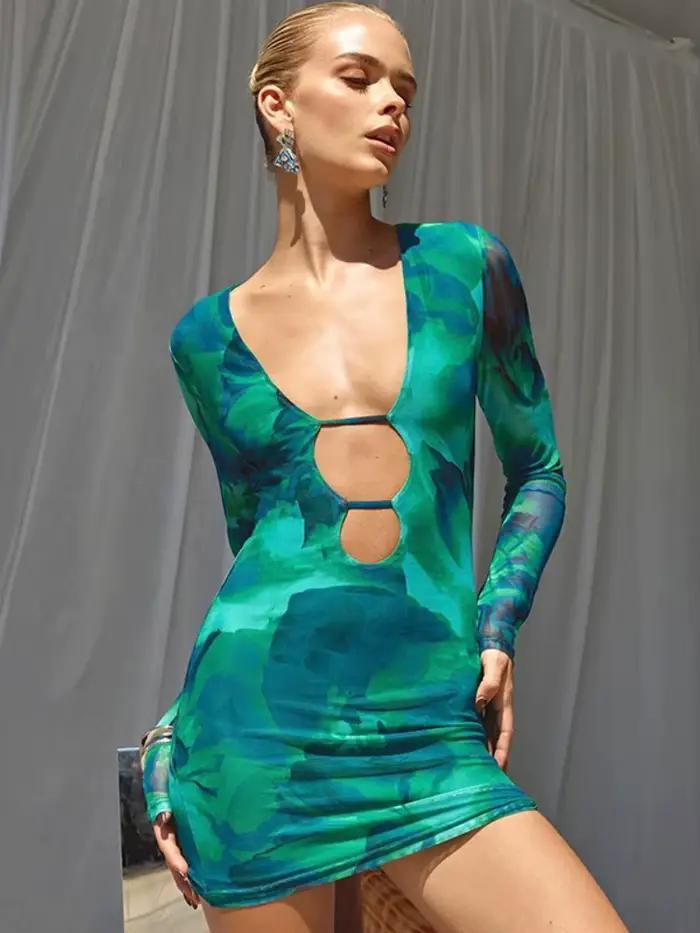 Robe d'été évidée à manches longues pour femmes