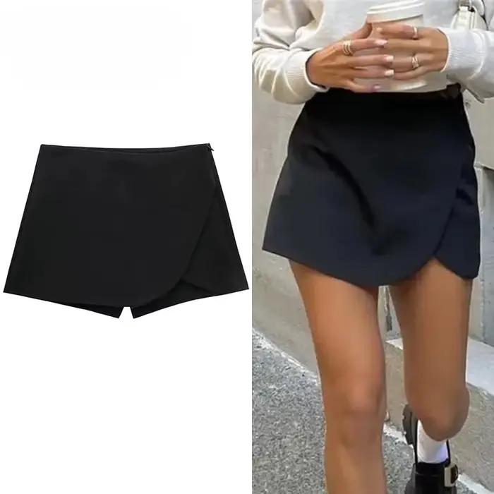 Mini jupe noire asymétrique pour femme