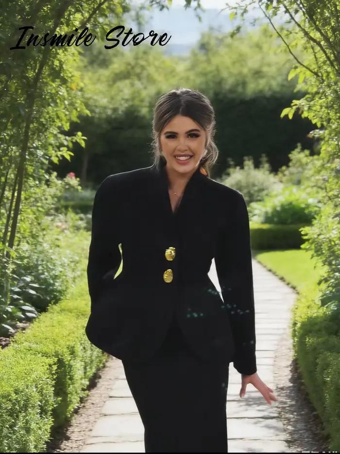 Ensemble élégant veste et jupe pour femme