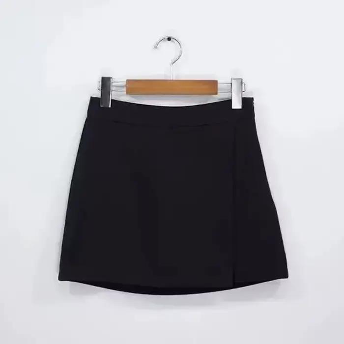 Mini jupes noires pour femmes