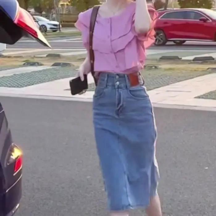 Femme élégante jupe en jean Chic et élégant jupes