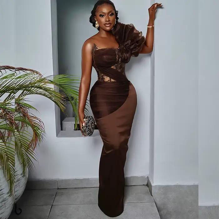 Aso Ebi – robe de soirée marron pour femmes, asymétrique épaule dénudée, plissée, robes de fête de mariage africaines, longue robe d'occasion formelle personnaliséeAso Ebi robes de soirée marron pour 