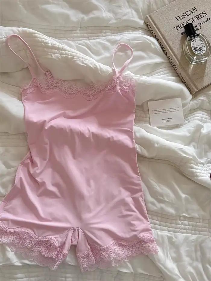 Combishort Slim en dentelle pour femme