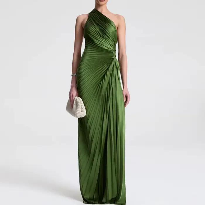 Robe de soirée asymétrique plissée verte sans manches pour femmes, échancrure audacieuse, dos nu, idéale pour les vacances d'été, mariages et événements spéciaux