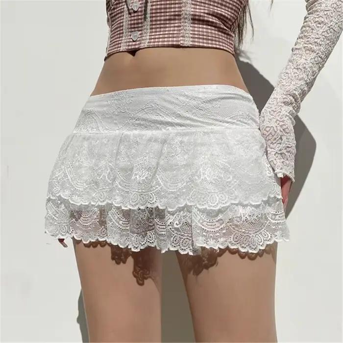 Mini jupe blanche élégante pour femmes