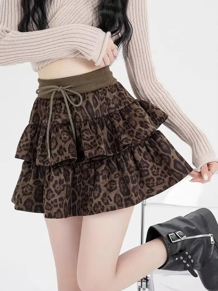 Mini jupe à volants léopard pour femmes