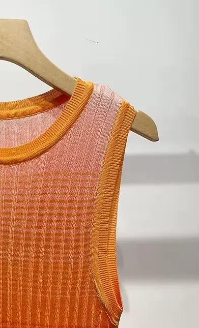 Robe tricotée orange à col rond pour femme, sans manches, coupe cintrée, robe de soirée midi