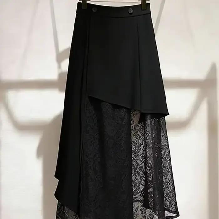 Jupe longue trapèze noire asymétrique à taille haute avec dentelle