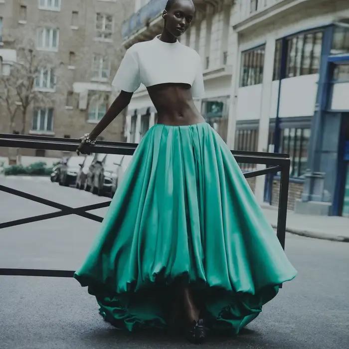 Jupe longue verte unique avec poches