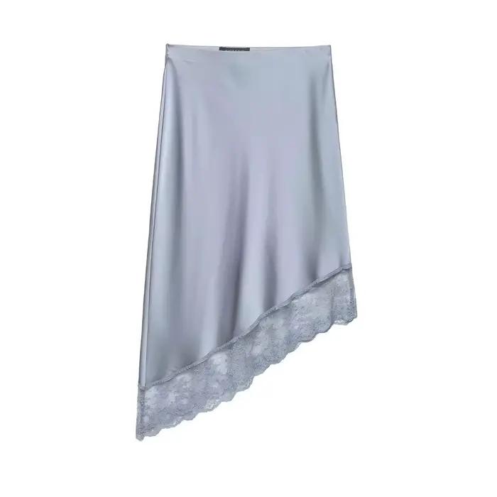 Jupe mi-longue trapèze en satin pour femme