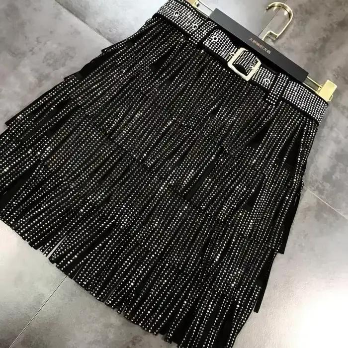 Femmes jupe mode 2025 nouveau automne taille haute ceinture multicouche courte lourde forage strass