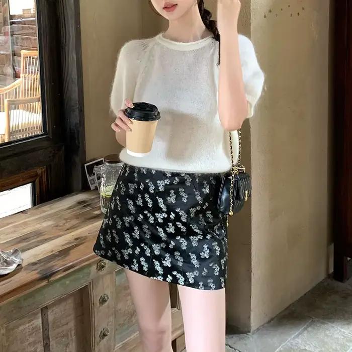 Jupe courte en Jacquard taille haute
